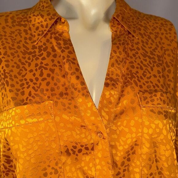 Candie’s Gold Satin Button Down Long Sleeve Blouse Size Large - Picture 5 of 12